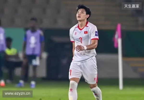 越媒：阮庭北没有在1 4决赛首发，原因是他腹股沟有伤