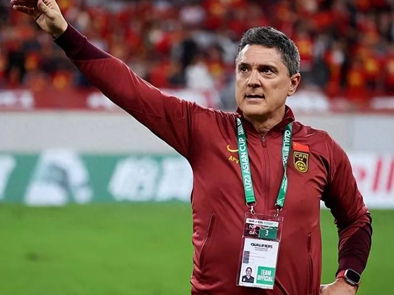 深耕数载！安东尼奥18年开始执教国足梯队，此前很少担任主教练